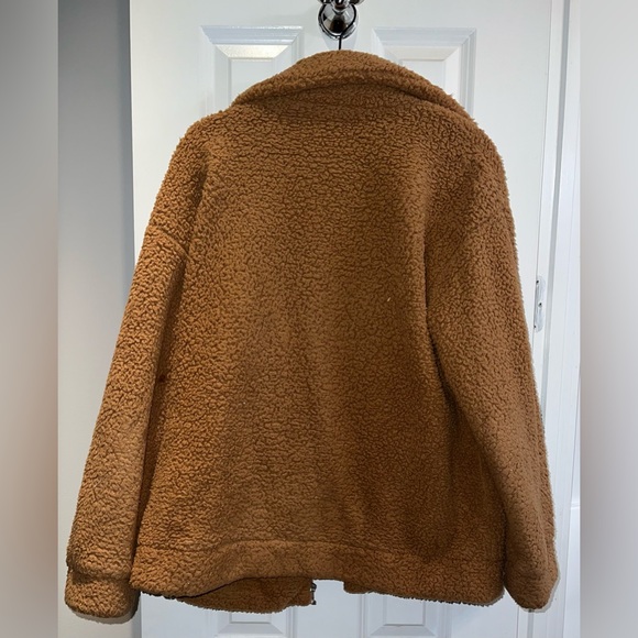 Fuzzy jacket - Picture 2 of 2